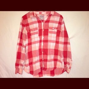 Women’s Old Navy Red/Pink Plaid Button-up